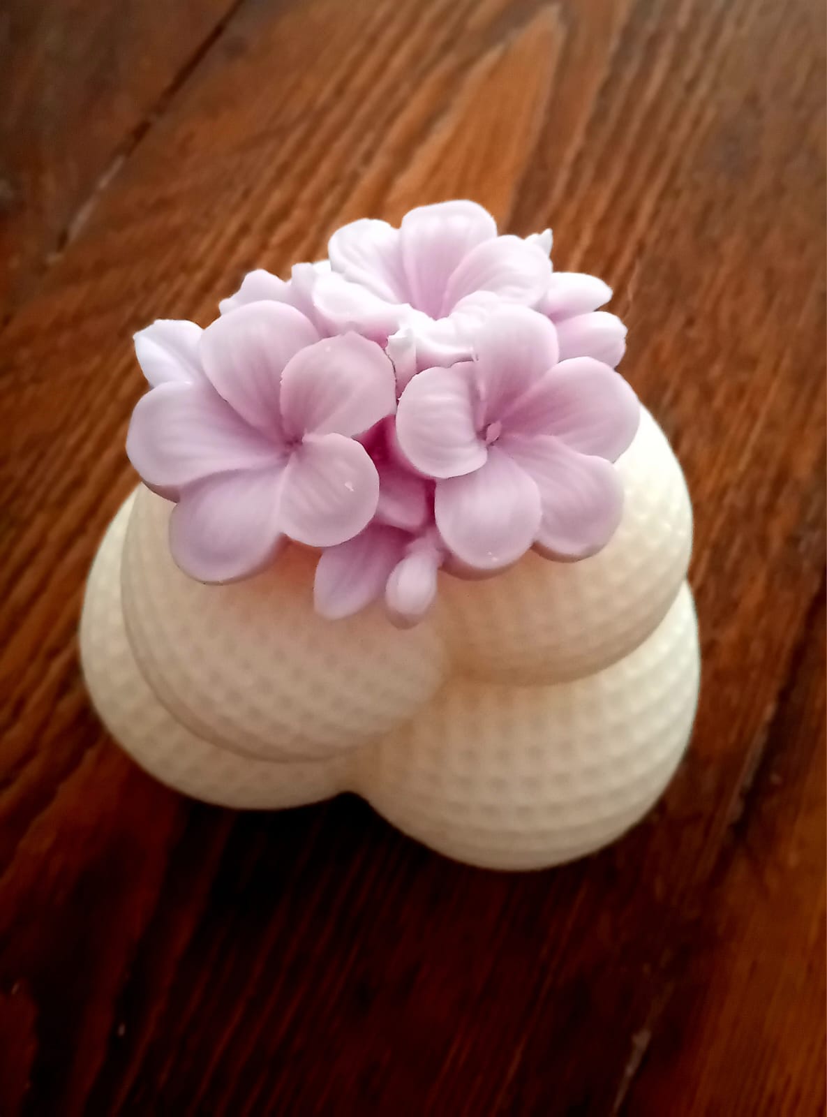 Lumia Atelier - Candele artigianali 100% Made in Italy, realizzate a mano con cera di soia naturale