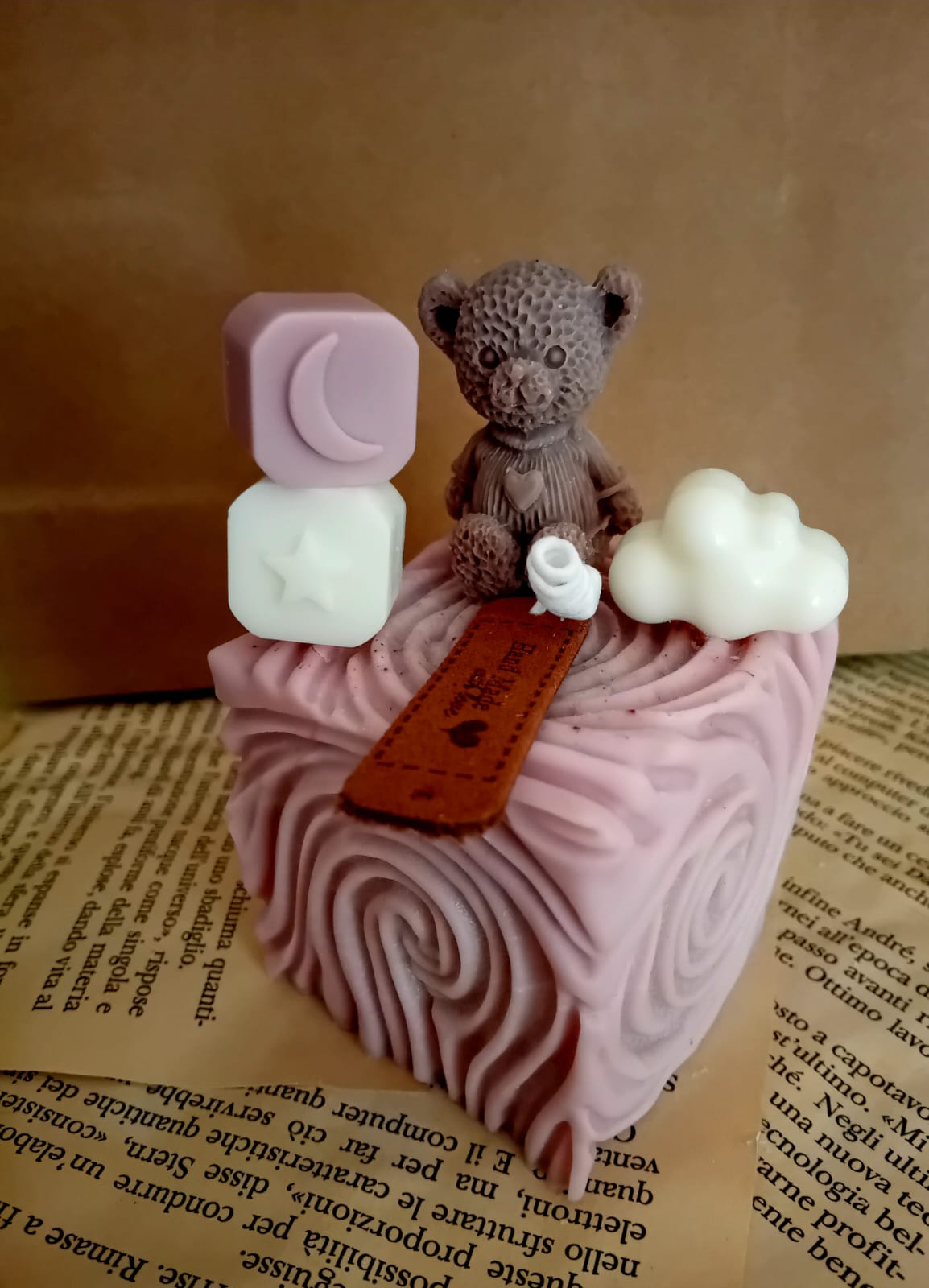 My Teddy Bear by Lumia Atelier - Candele artigianali 100% Made in Italy, realizzate a mano con cera di soia naturale