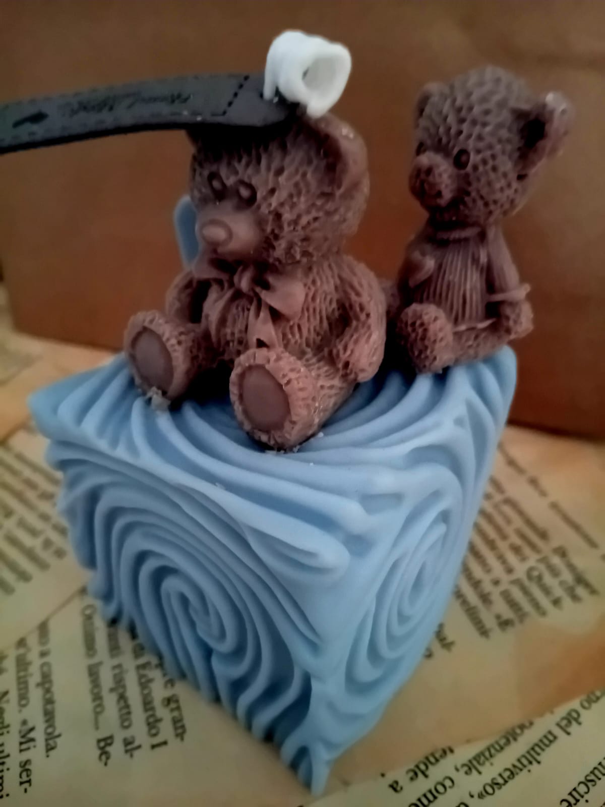 My Teddy Bear by Lumia Atelier - Candele artigianali 100% Made in Italy, realizzate a mano con cera di soia naturale