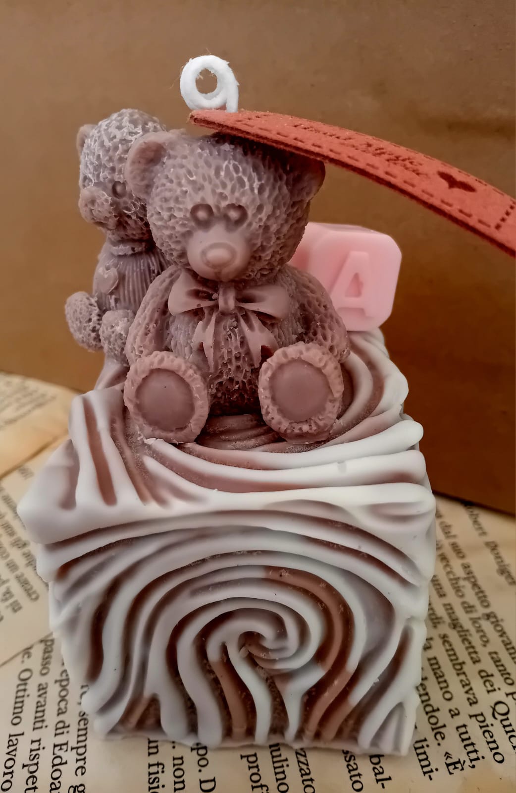 My Teddy Bear by Lumia Atelier - Candele artigianali 100% Made in Italy, realizzate a mano con cera di soia naturale