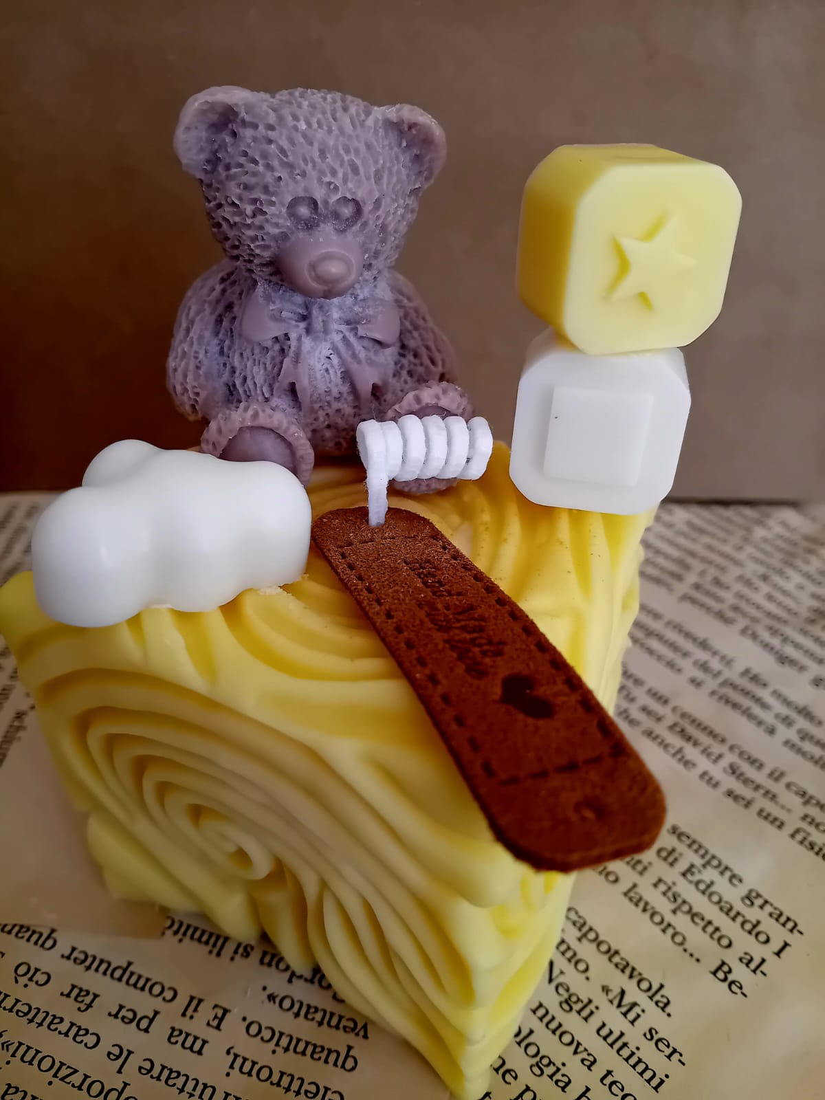 My Teddy Bear by Lumia Atelier - Candele artigianali 100% Made in Italy, realizzate a mano con cera di soia naturale