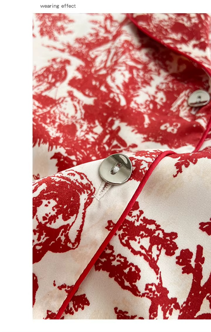 Pigiama da donna in raso stampato in due varianti di colore - € 49,99